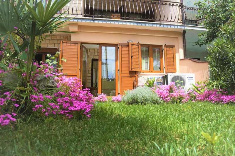 Apartments & Rooms Ivana Rovinj Pokoj fotografie